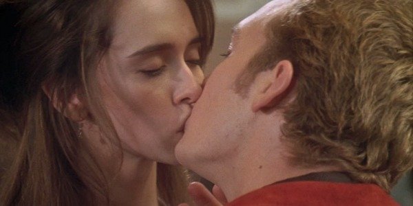 Jennifer Love Hewitt Gave Ethan Embry A Hilarious Gift Before Their Can T H...
