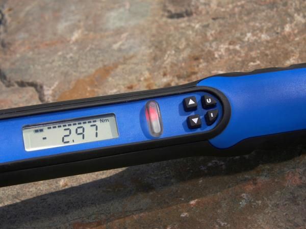 The red LED on the Computorq3 signals that too much torque has been applied.