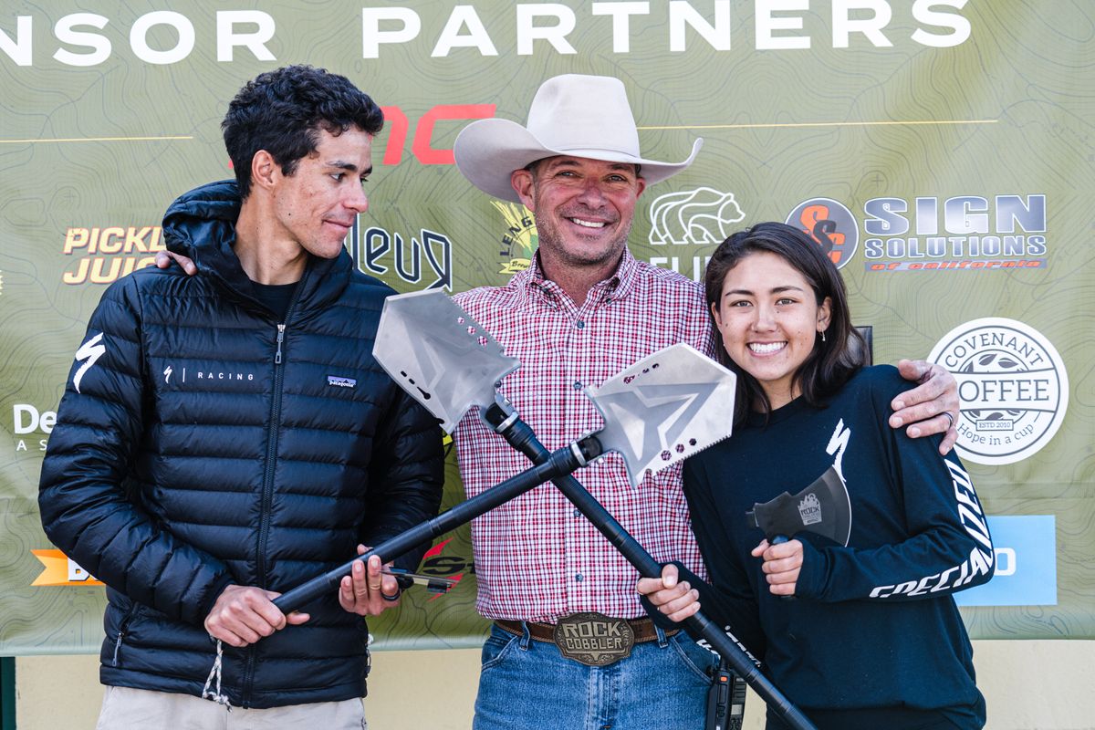 2023 Rock Cobbler winners Anna Yamauchi and Christopher Blevins with award shovels and race director Steve Ames