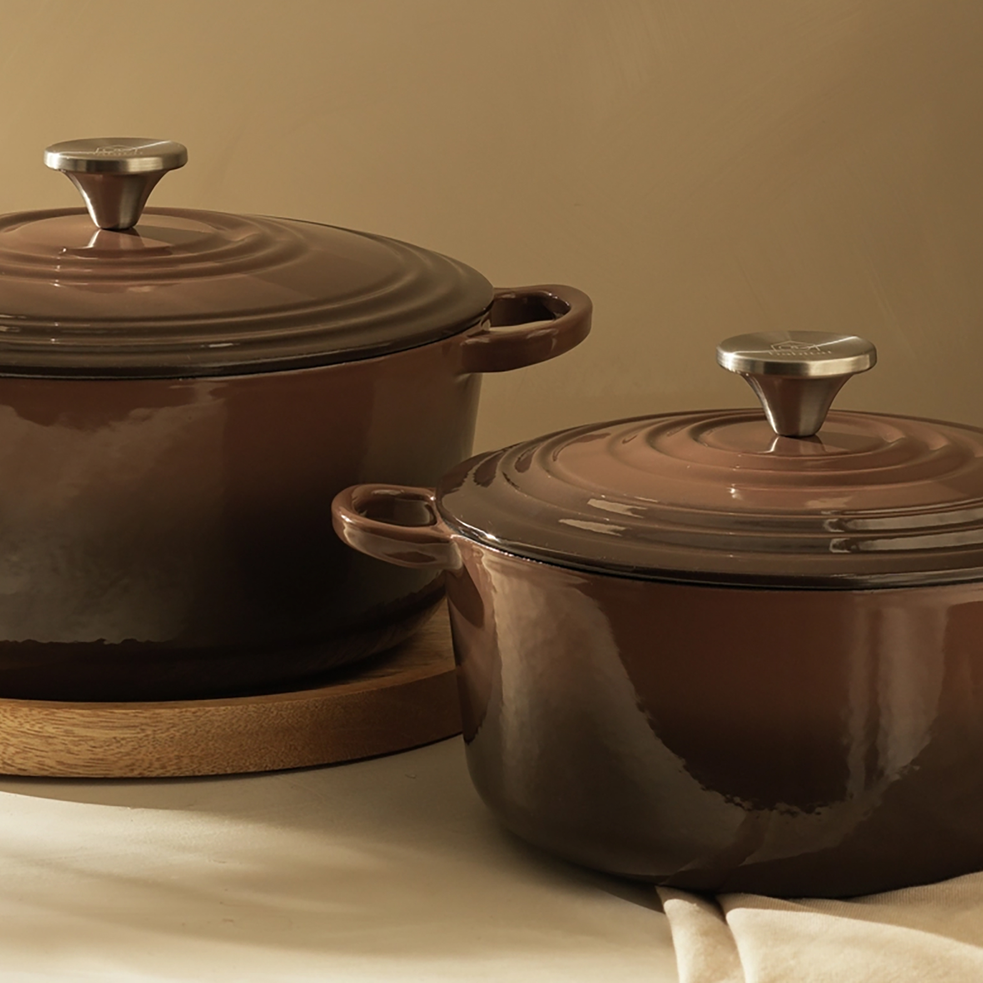 Habitat Chocolate cast iron pot