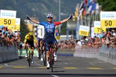 Romain Gregoire wins Tour de Suisse stage 2
