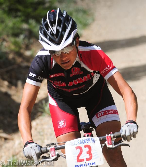 Pua Sawicki (Okole Stuff.com) chasing Irmiger shortly before she had a brake failure.