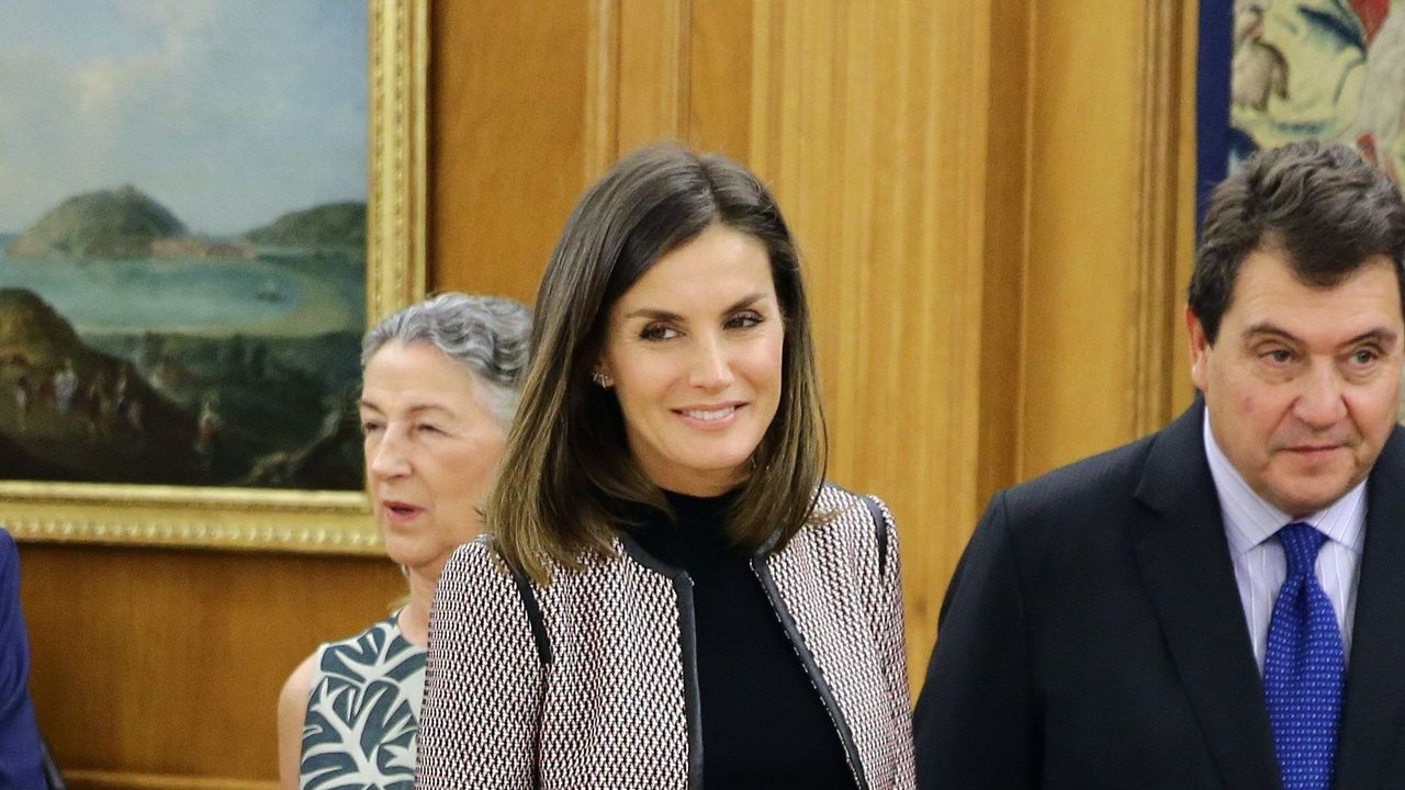 Queen Letizia Wears Steve Madden Heels to the Zarzuela Palace in Madrid ...