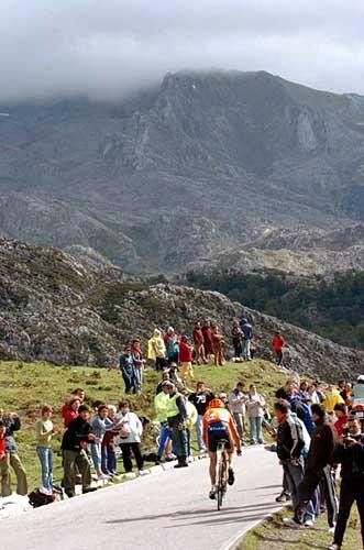 Plenty of mist on the mountain means there's plenty of climbing left