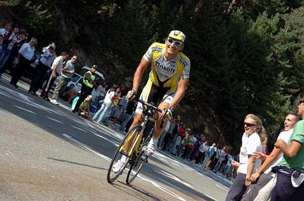 Oleg Tinkoff tries his luck on the course - somehow I don't think he was quite up to speed