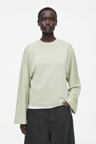 Boxy Long-Sleeved T-Shirt