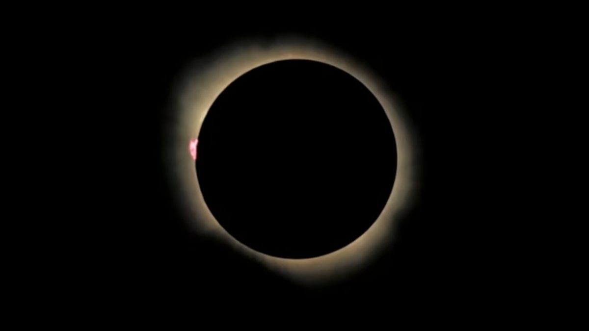 Totality! See incredible photos ofthe Aug. 12 total solar eclipse from across Europe