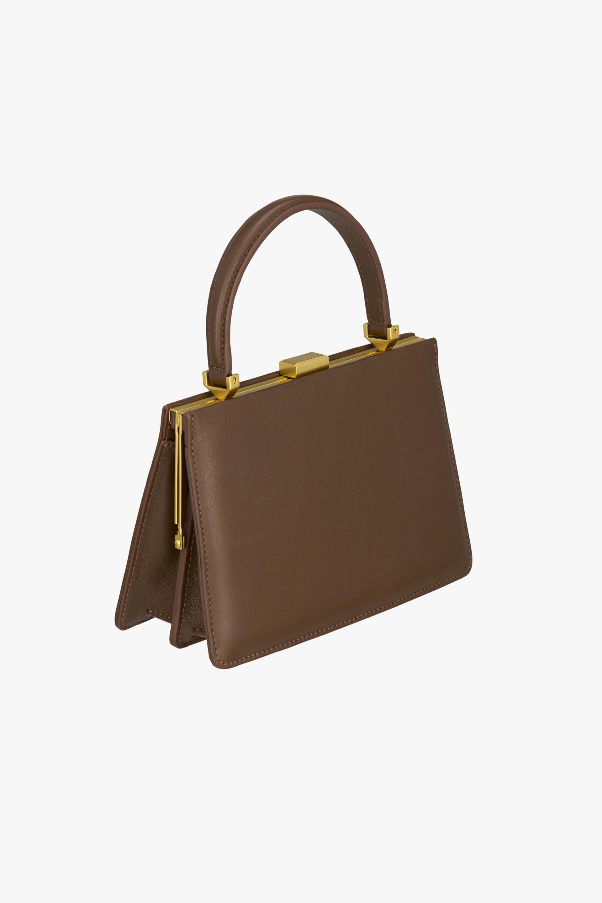 missing-image التفاخر مقابل التوفير: 9 مشتريات ربيعية فاخرة نريدها