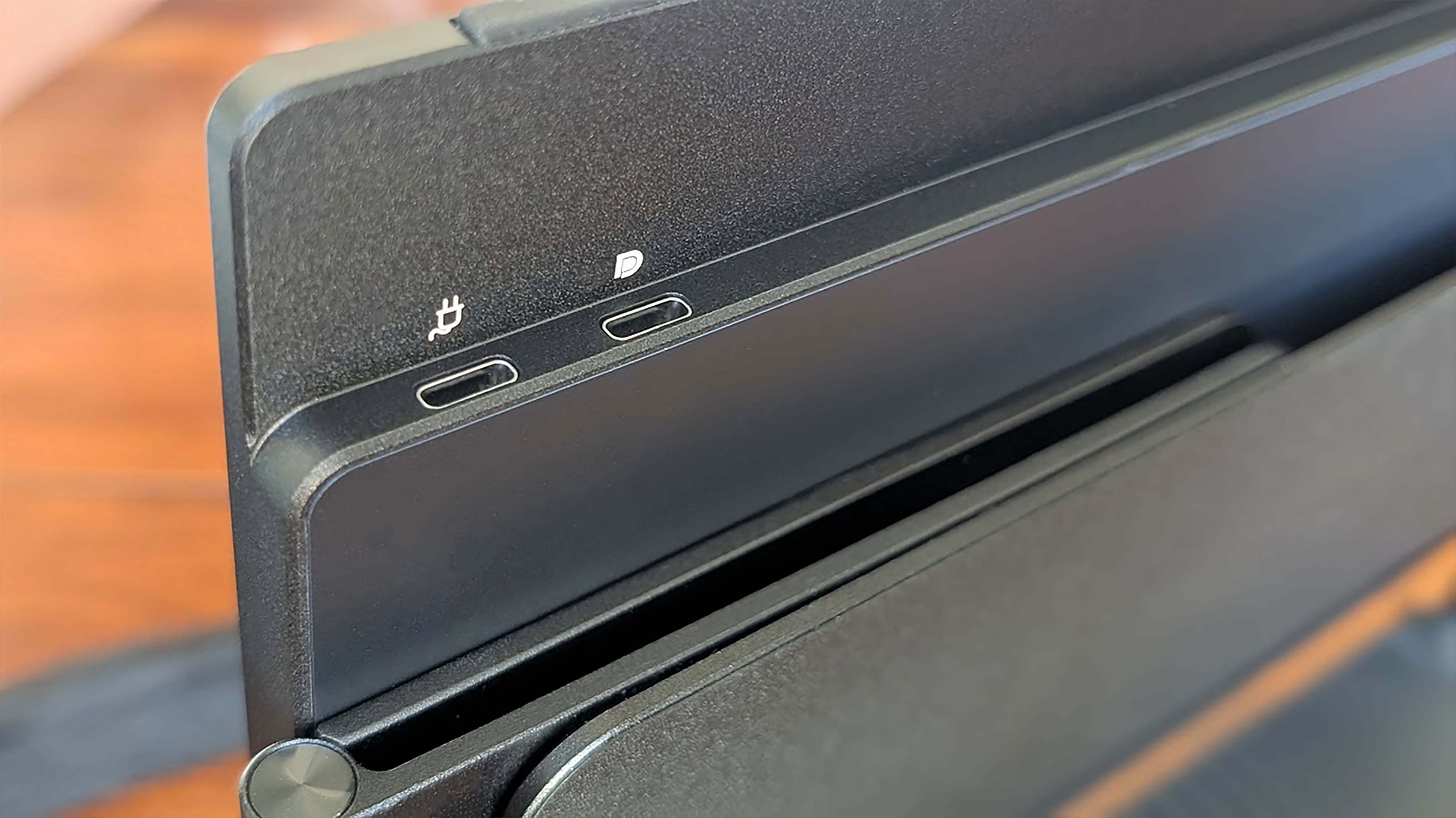 A closeup of a JSAUX FlipGo Horizon monitor's USB-C ports. 