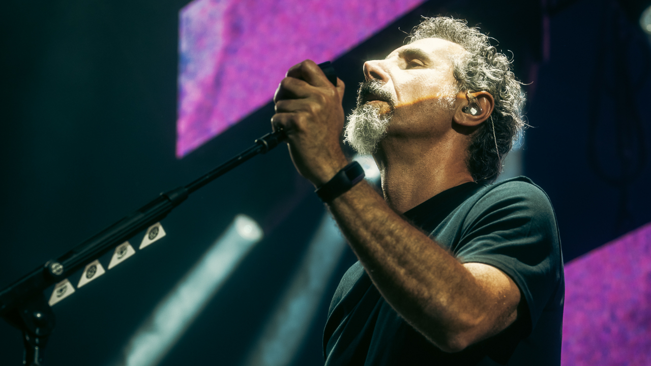 System Of A Down live on stage