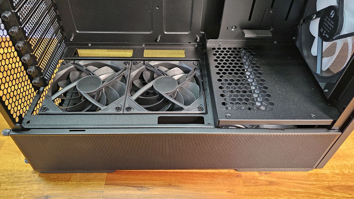 Hands-on with Lian Li's Lancool 207 PC case: Rethinking ATX on a budget ...