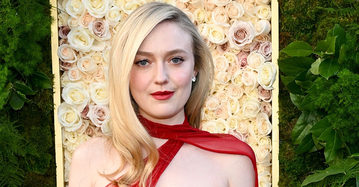 Elle et Dakota Fanning ont échangé des tendances audacieuses pour 2025 sur le tapis rouge des Golden Globes