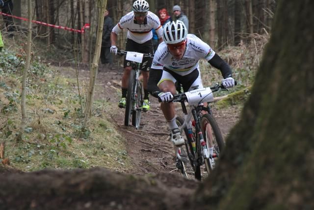 Nino Schurter (Scott Swisspower) battles Manuel Fumic (Cannondale) at the BMC Cup in Schaan