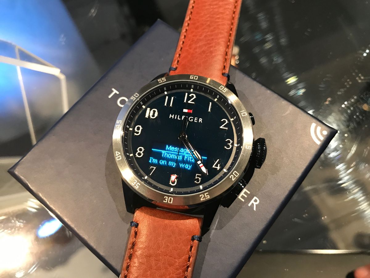 tommy hilfiger smartwatch women's