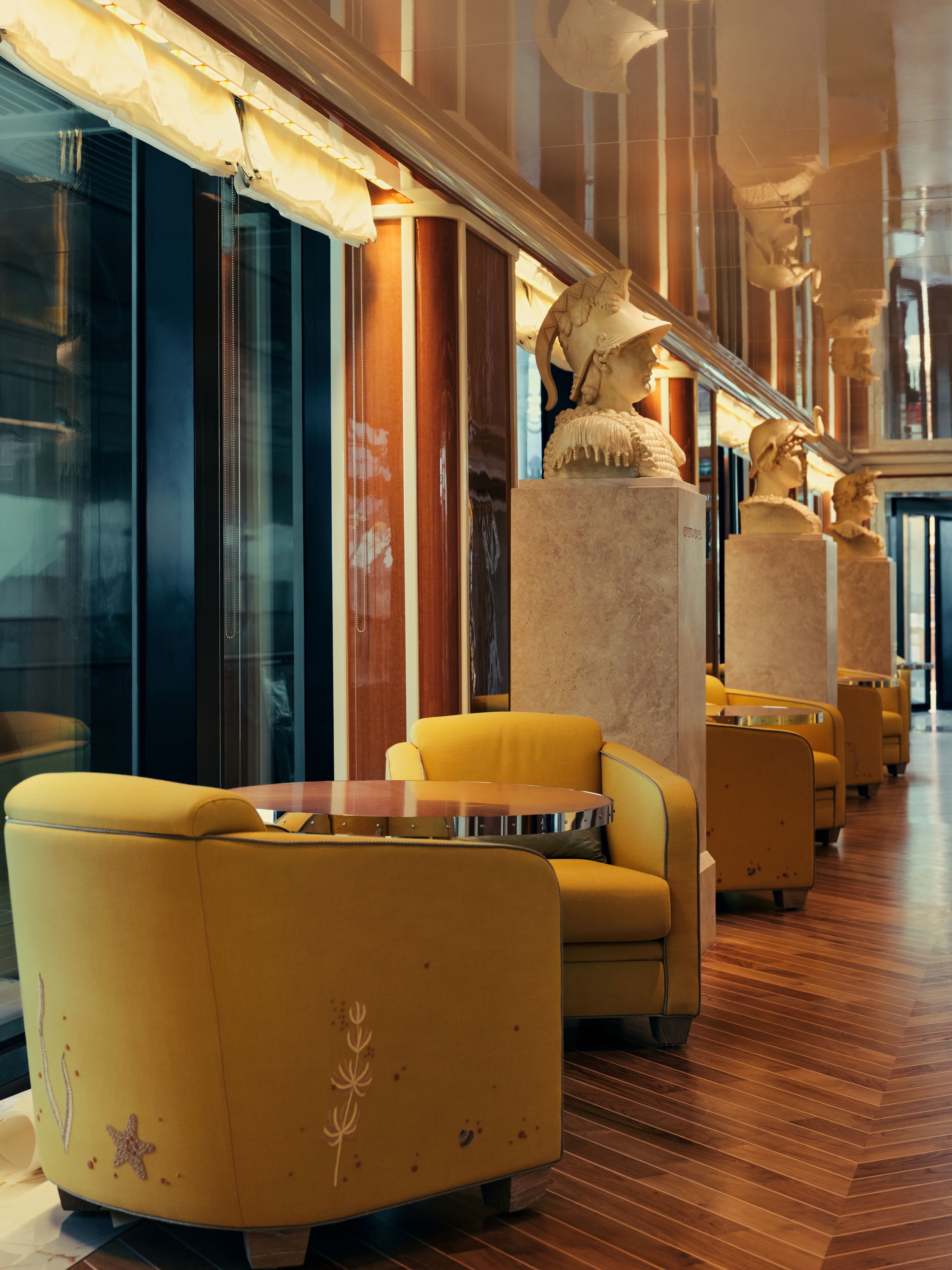 four seasons i yatch review