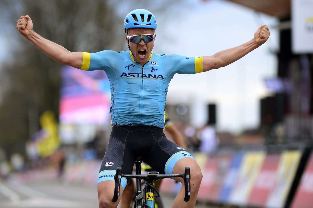 Michael Valgren (Astana) wins