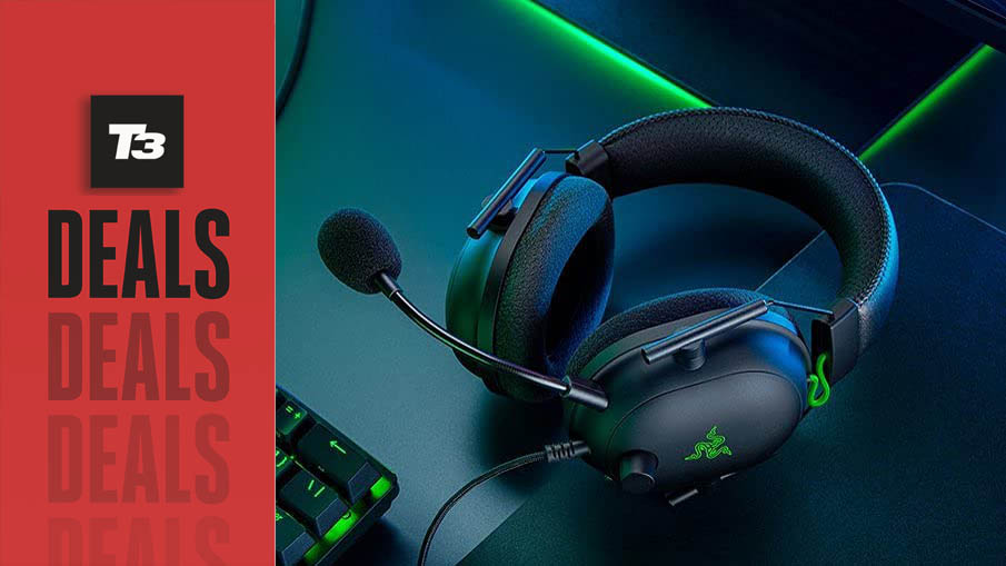 Razer Blackshark V2 gaming headset at its lowest ever price in