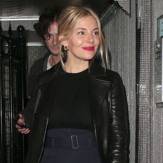 Sienna Miller's Under-$100 Leggings Signal a New Trend, WhoWhatWear.com