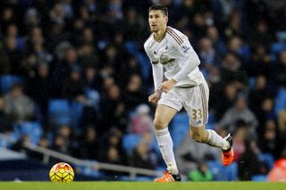 Federico Fernandez playing for Swansea City against Manchester City, 2015