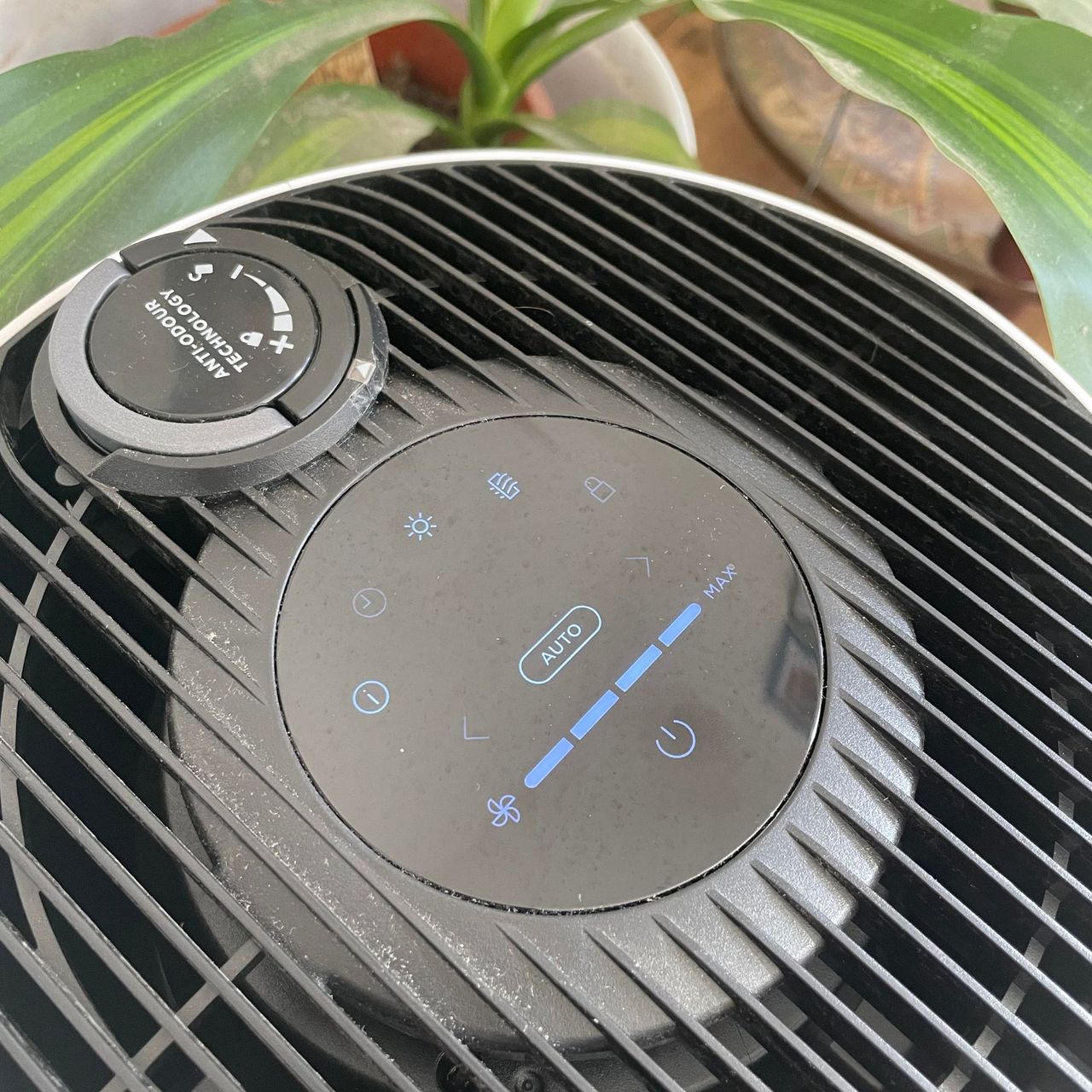 Close up of the Shark NeverChange 5 Air Purifier top controls and screen