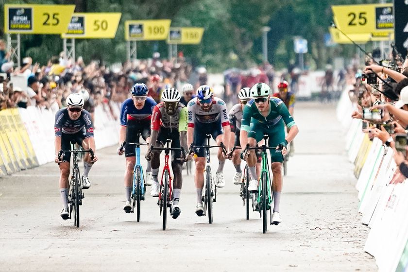 2025 Singapore Tour de France Criterium finish line shot