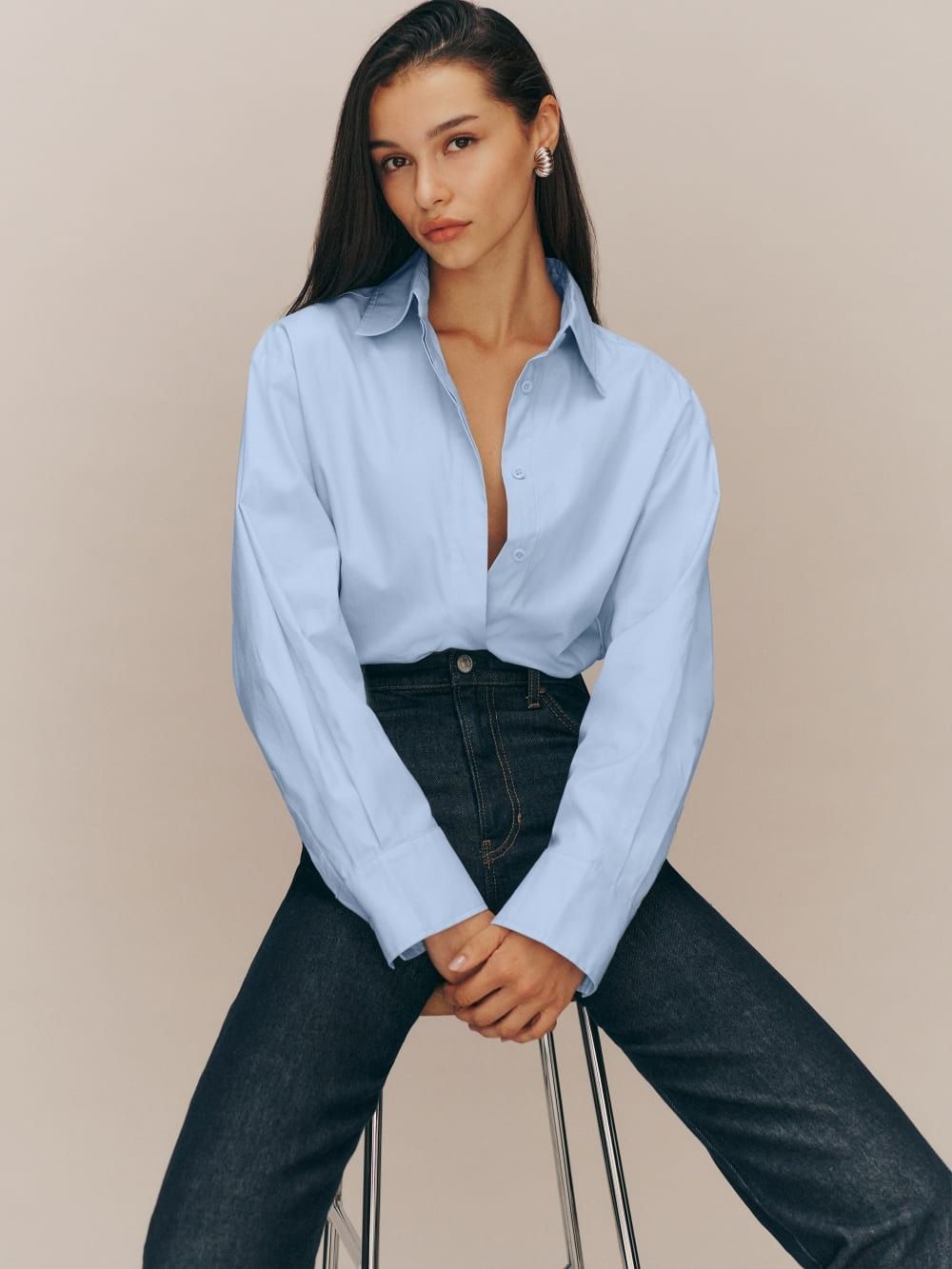 missing-image 5 أساسيات الربيع التي سترتديها الفتيات الفرنسيات مع الجينز