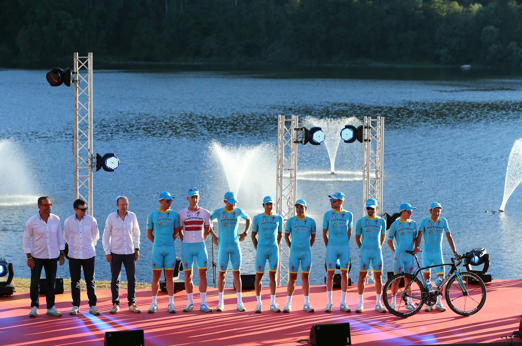The Astana team are presented to the crowd