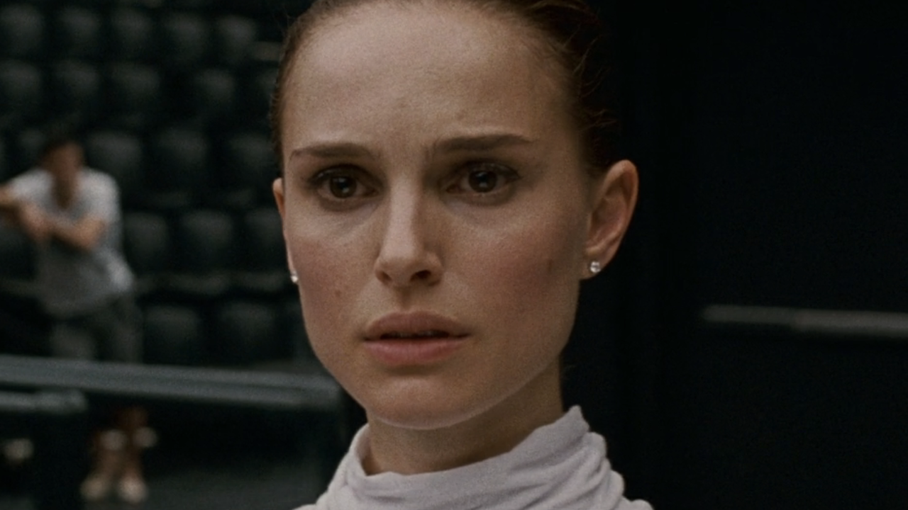 Natalie Portman looking concerned in Black Swan