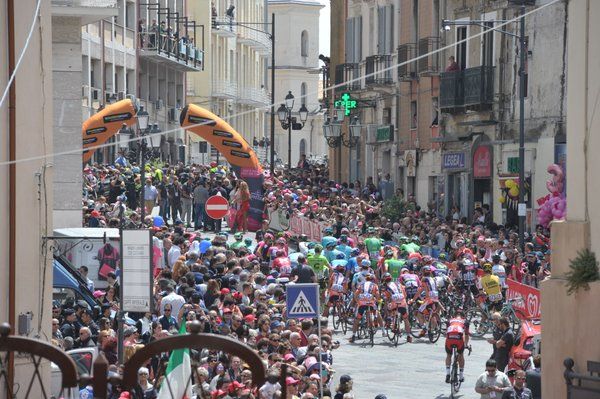 The huge crowds in Catanzaro