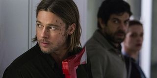 World War Z Brad Pitt Gerry Lane hiding with an ax in the WHO lab