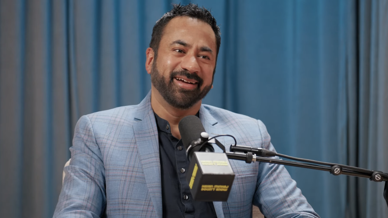  Kal Penn Opens Up About Auditioning For Van Wilder Against 'A White Dude In Brownface' 