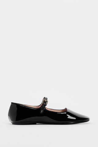 Zara PATENT EFFECT FAUX LEATHER MARY JANES