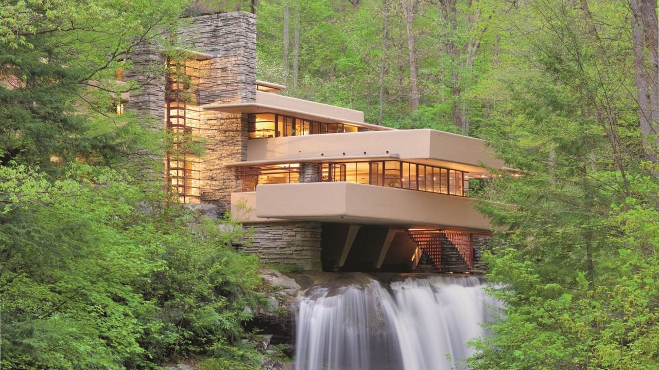 Frank Lloyd Wright&#039;s Fallingwater exterior with waterfall