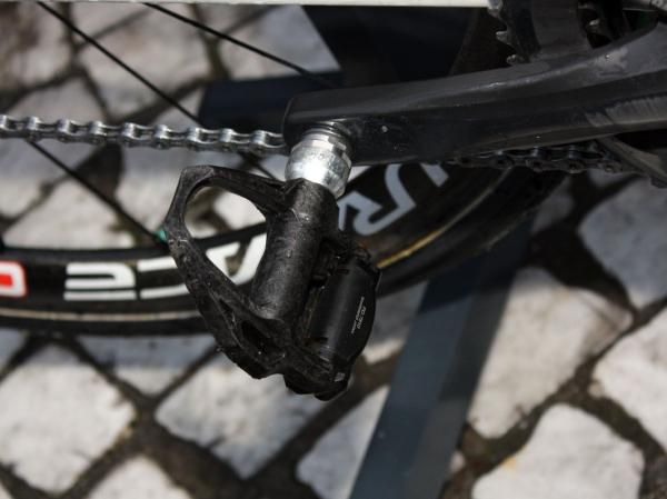 Nick Nuyens (Rabobank) was using Shimano's prototype carbon-bodied Dura-Ace SPD-SL pedals.