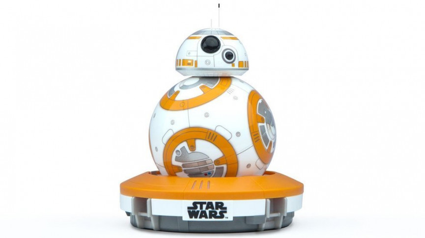 the-10-star-wars-force-awakens-toys-you-should-probably-buy-this-christmas-2-1556727370-UI97-column-width-inline.jpg