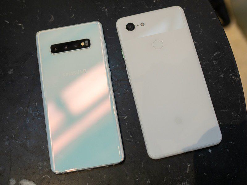 Galaxy S10+ and Pixel 3 XL