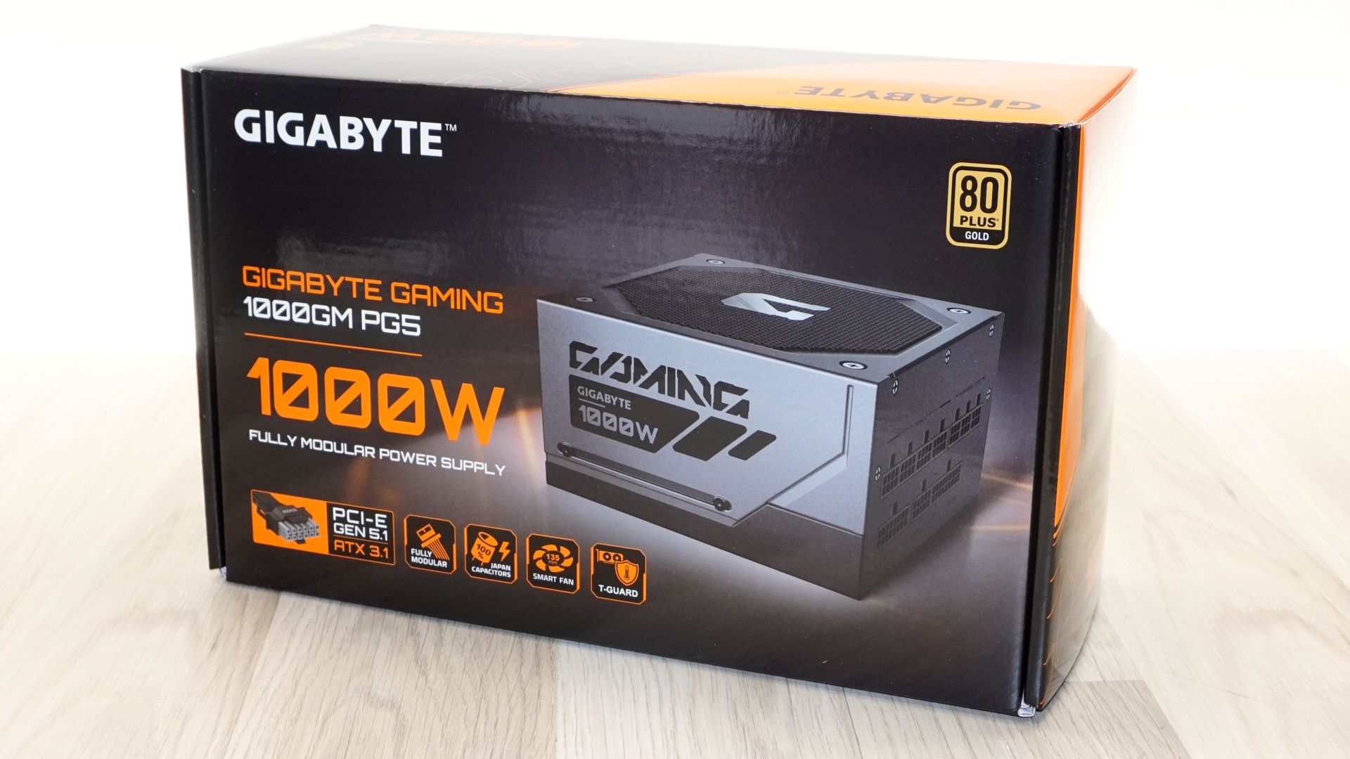 GIGABYTE 1000GM PG5 1000W
