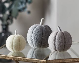 Lights4fun Set of 3 Felt Pumpkins