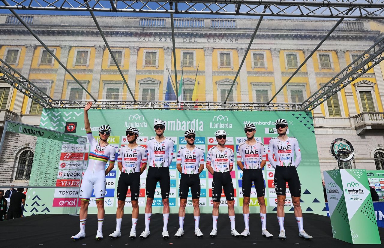Pogačar resplendent in all white with his UAE Emirates teammates