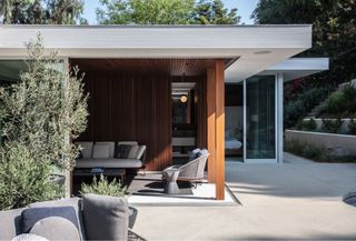 cove way is a midcentury home restored by Sophie goineau