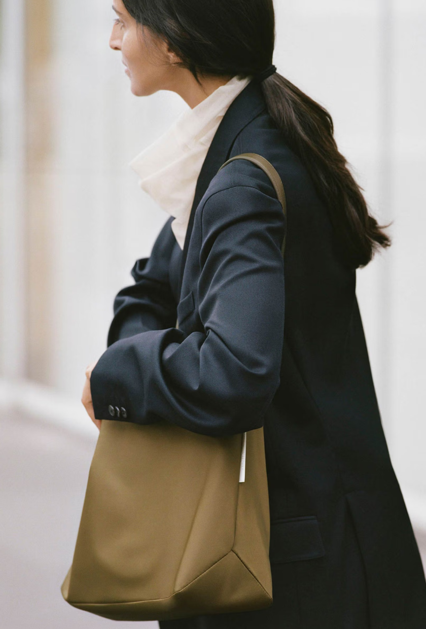 An image of a bag from Yu Mei.