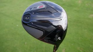 Titleist TSi2 Driver with a green background
