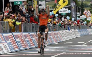 Jon Izagirre (Euskaltel-Euskadi) triumphed in stage 16 at the Giro d'Italia.