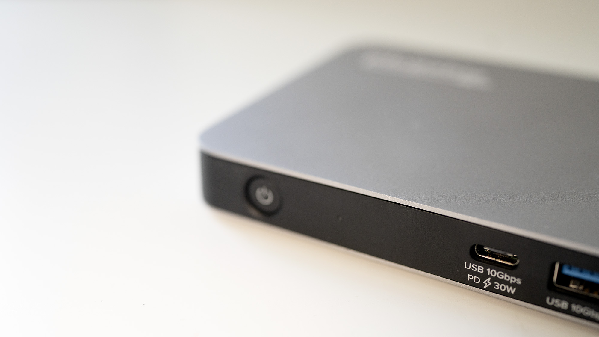 Plugable UD-7400PD dock