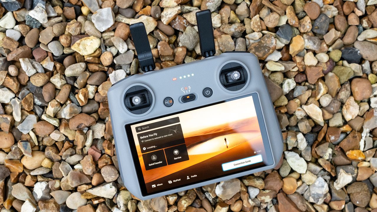 DJI Flip DJI RC2 smart controller