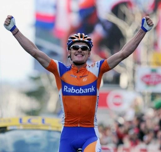 Luis Leon Sanchez (Rabobank) takes stage 6 of Paris-Nice