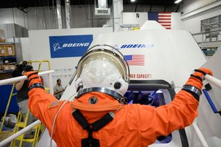 Aunon Enters CST-100 Spacecraft