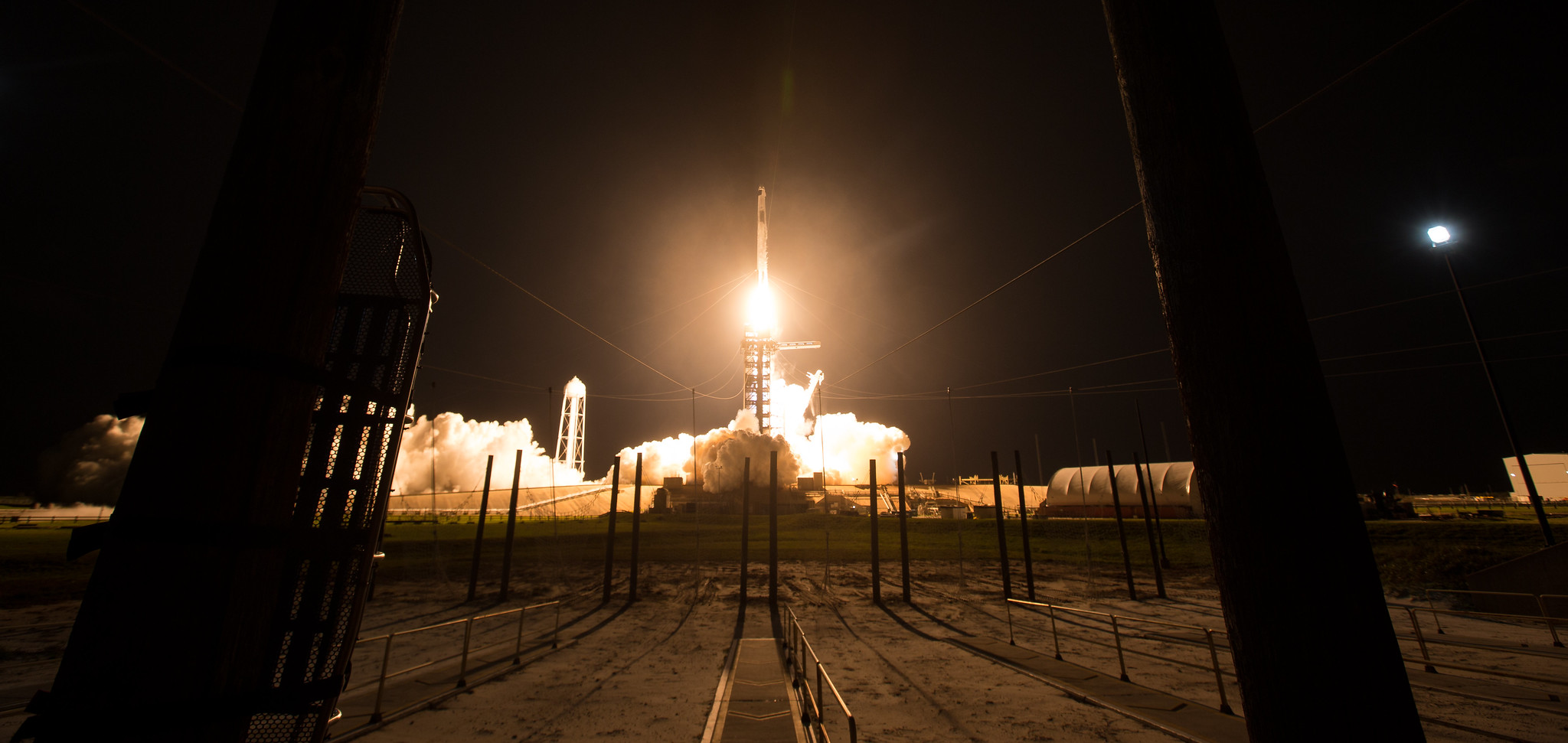 SpaceX's Crew-2 launch lights up the predawn sky with a spectacular ...