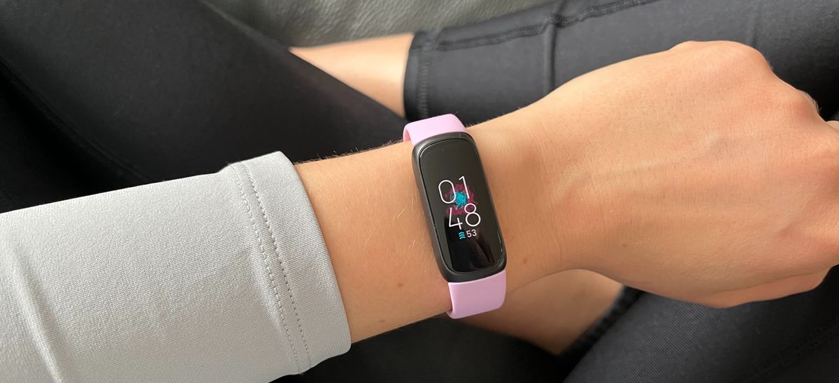 Fitbit Inspire 3 Review: This Entry-Level Fitness Band Helped Me Build ...