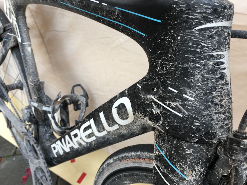 A close up of the head tube on Kwiatkowski's F10 after Strade Bianche